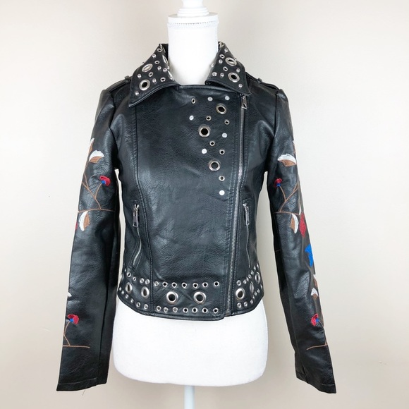 NWT. Romeo & Juliet Couture Biker Jacket. Size M. - Picture 4 of 8